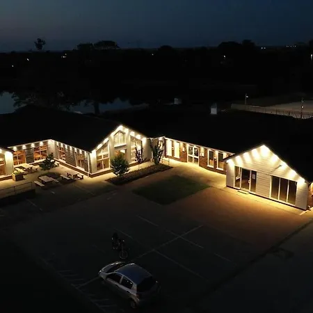 Royal Ascot Holiday Home - 5 Star Country Park - Bar - Restaurant - Fishing Lakes - Ice Cream Parlour - Free Parking Scunthorpe Extérieur photo